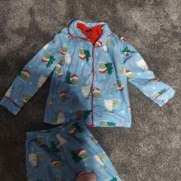 Star Wars The Mandalorian Baby Yoda Christmas Holiday Pajama Set Light blue 6/7 - Picture 3 of 5